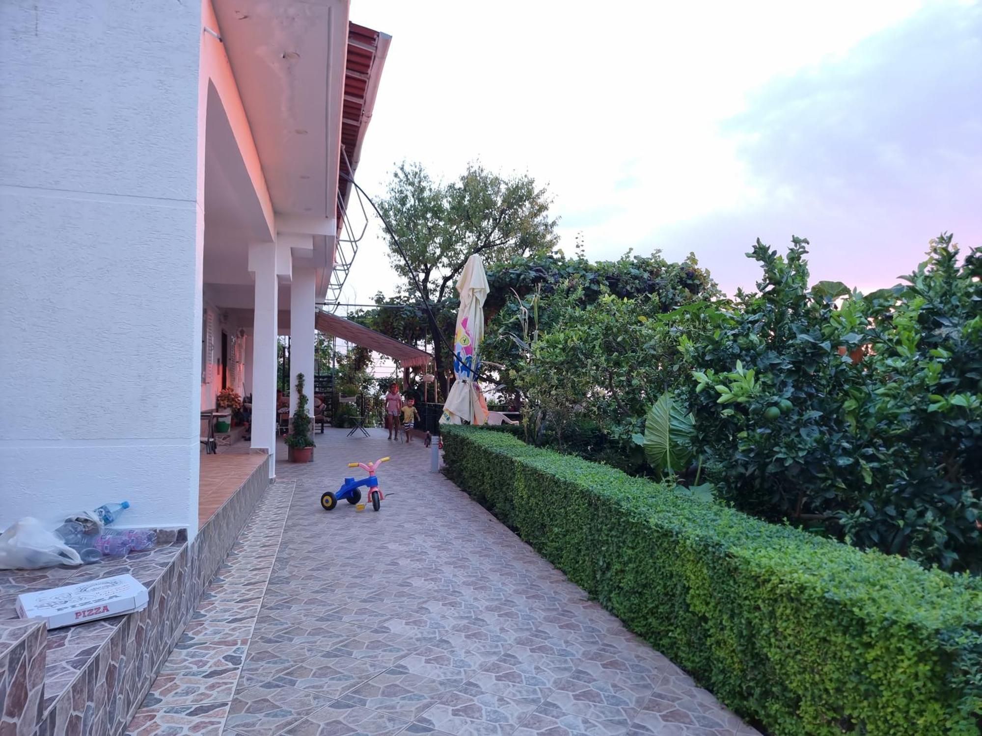 فندق Lida'S House Lukovë المظهر الخارجي الصورة